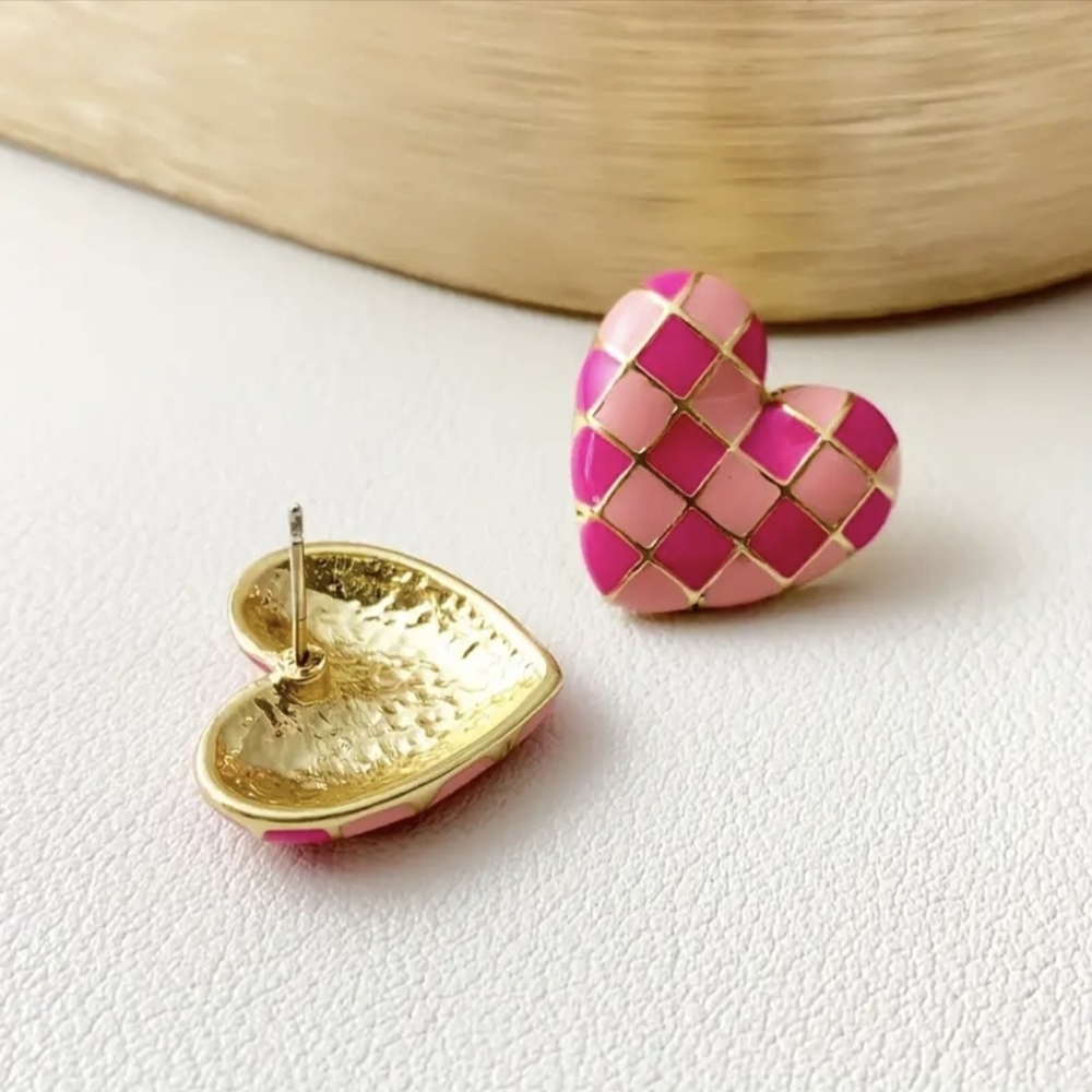 Elegant Pink and Gold Heart Earrings